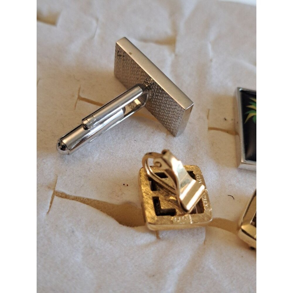 Cufflinks - Picture 2 of 2